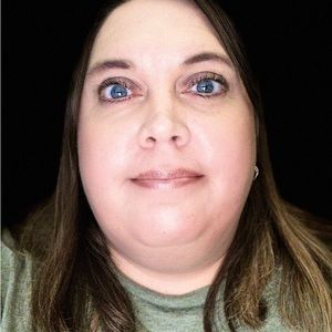 Meet your Posher, Paula